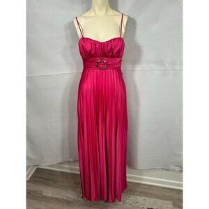 Mom Dad & Me Magenta Belted Empire Waist Maxi Pleated Evening Gown. Size M. NWT